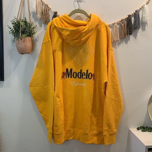 Diamond Supply Co. | Shirts | Diamond Supply Co Modelo Golden Hoodie |  Poshmark